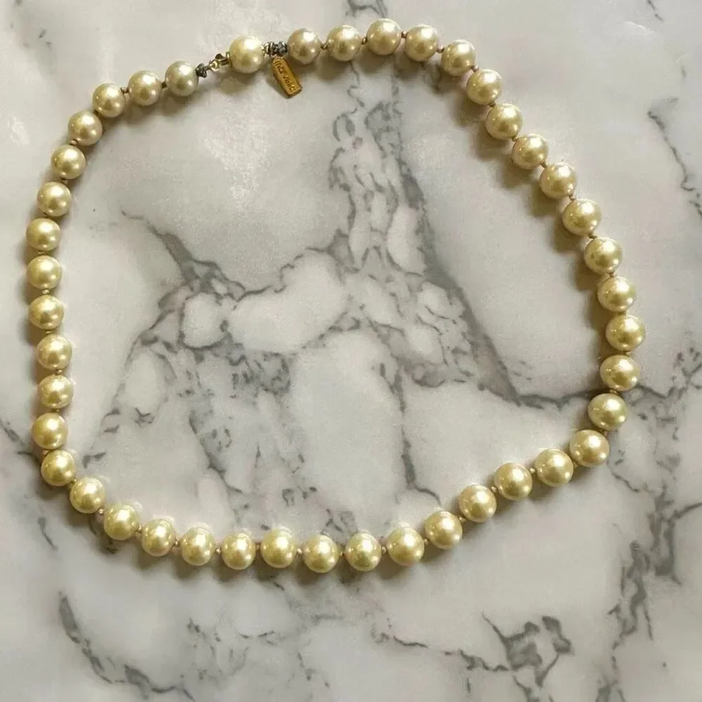Marvella faux pearl necklace